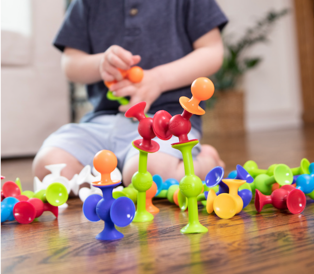 Squigz - Starter Set by Fat Brain Toy Co.